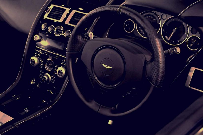 Aston Martin entra na bolsa de valores