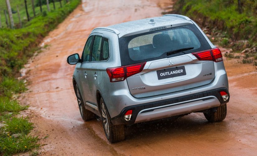 Mitsubishi vai apresentar visual atualizado do Outlander