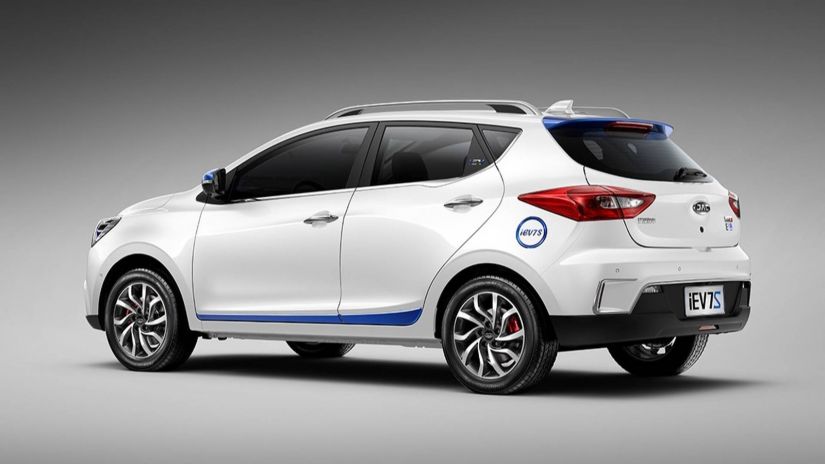 Jac anuncia venda do elétrico E40 no Brasil