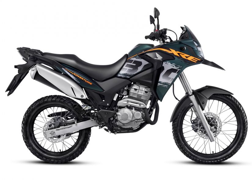 Honda anuncia XRE 300 renovada a partir de R$ 18.200 no Brasil