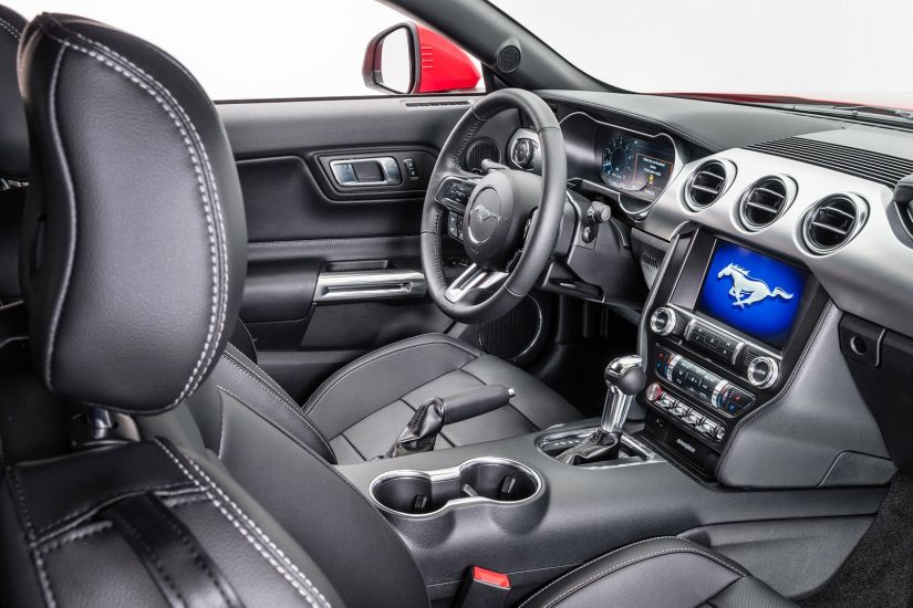 Ford apresenta Mustang 2019 mais equipado