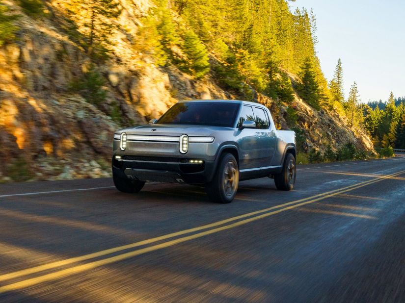 Rivian anuncia lançamento de veículos elétricos aventureiros