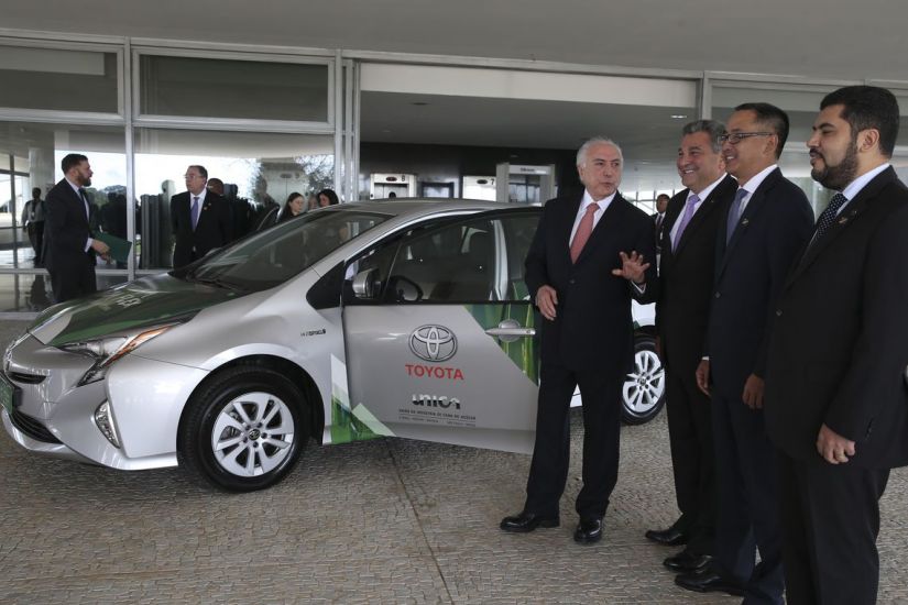 Toyota lança tecnologia nacional para primeiro carro hibrido flex