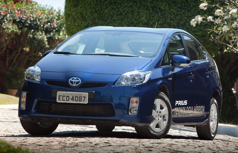Prius é convocado para recall no Brasil