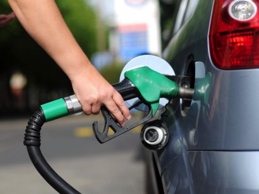Gasolina tem menor preço médio nas bombas desde janeiro de 2018
