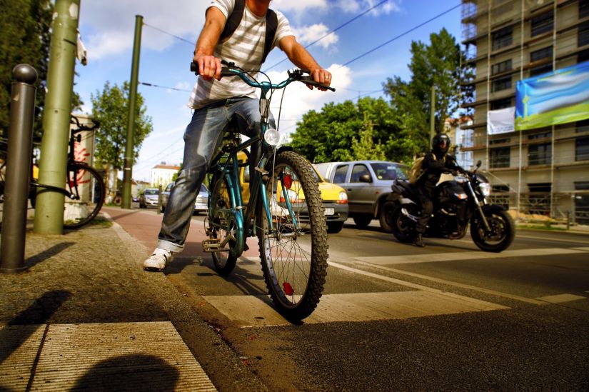 Multas para pedestres e ciclistas são revogadas