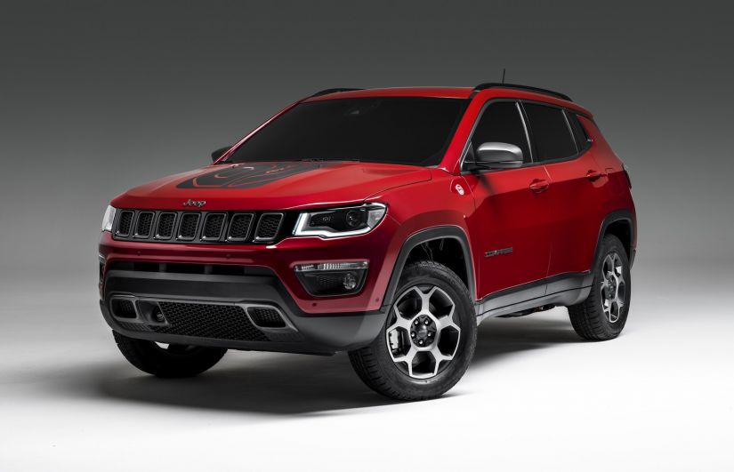 Jeep Renegade e Compass ganha configurações híbridas