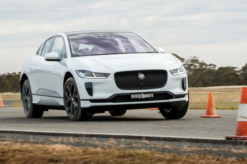 Elétrico Jaguar I-Pace é lançado no Brasil por R$ 437 mil