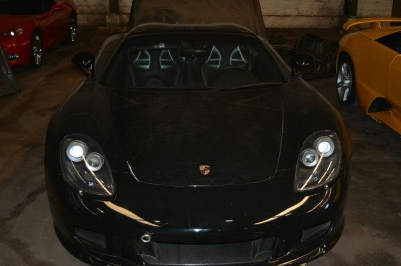 Receita Federal anuncia leilão de Porsche raro e Lamborghini