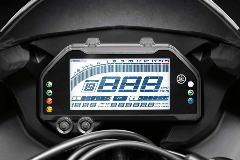 Moto Yamaha YZF-R3 ganha nova versão no Brasil