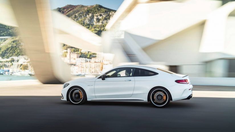 Mercedes-AMG confirma tração 4WD e modo drift para nova geração do C63