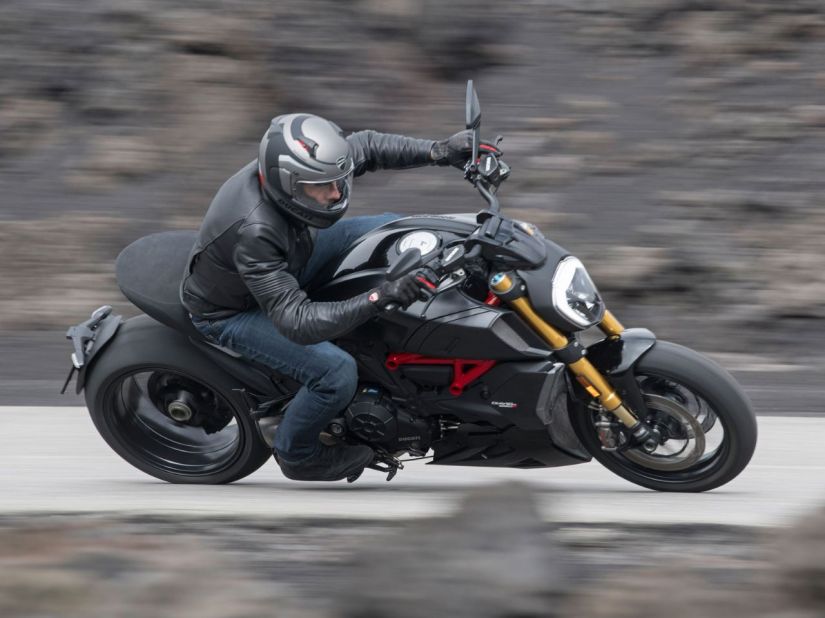 Ducati lança Diavel 1260S no Brasil