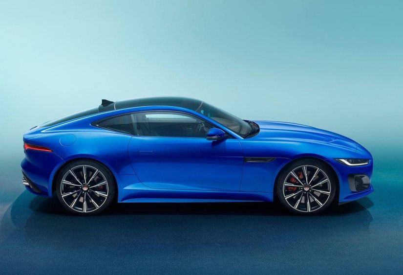 Jaguar divulga F-Type mais agressivo e com escapamento silencioso