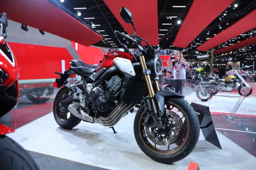 Honda coloca nova CB 650R em pré-venda