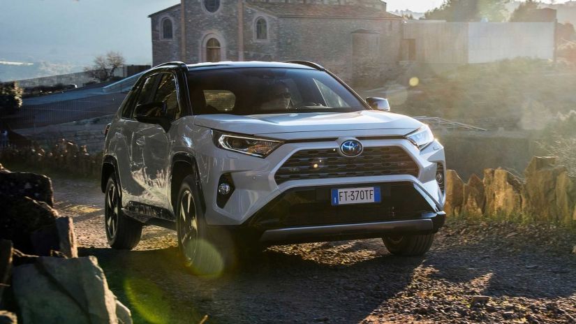 Toyota comemora marca de 10 milhões de unidades vendidas do RAV4