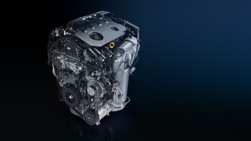 Novo Peugeot 308 deve ganhar uma versão híbrida com mais de 300 cv
