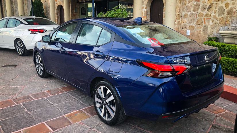 Nissan confirma lançamento do novo Versa para o último trimestre no Brasil