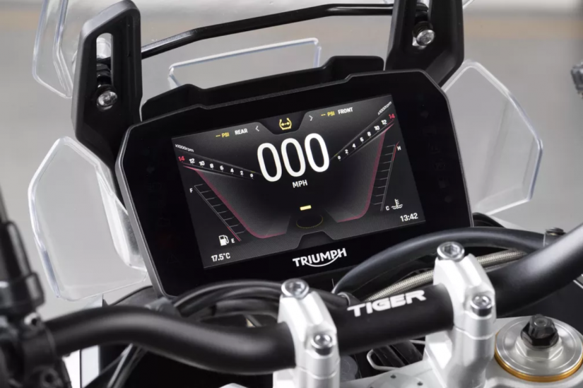 Triumph Tiger 900 começa a ser vendido no Brasil 