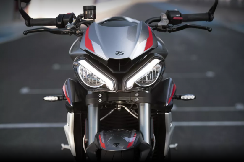 Triumph Street Triple RS chega ao Brasil por R$ 54.990