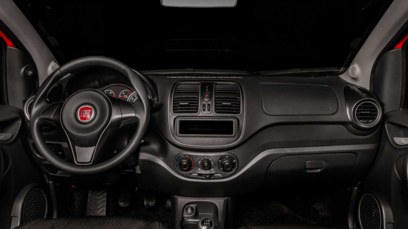 Fiat Grand Siena 2021 ganha nova versão de entrada