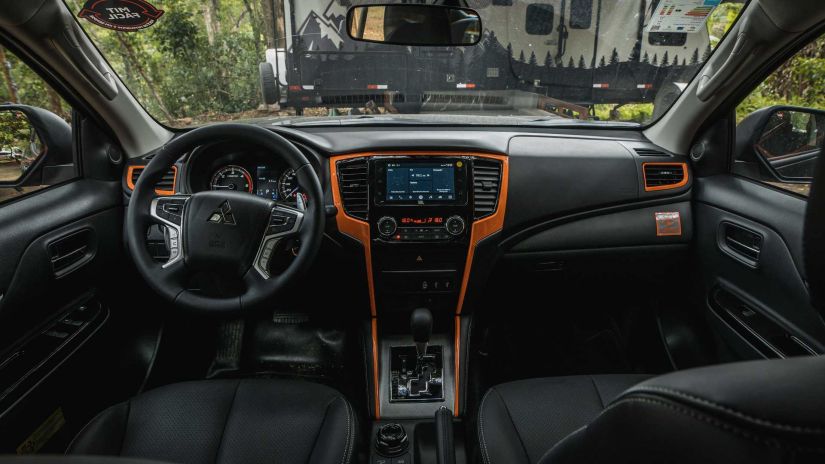 Mitsubishi L200 Triton Sport ganha edição especial Sertões