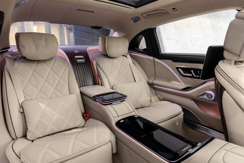 Mercedes lança limusine de R$ 1,13 milhão Maybach Classe S