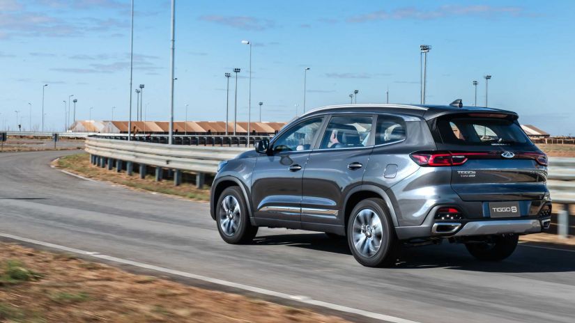 Chery Tiggo 8 terá versões com motor 2.0 turbo