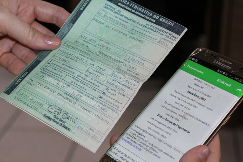 Decisão Liminar briga Detran a emitir documentos impressos de veículos