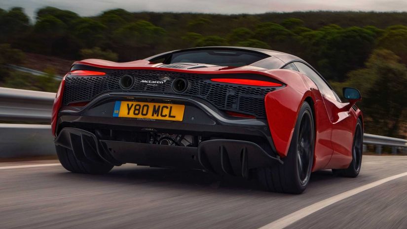 McLaren apresenta novo supercarro Artura: plug-in entrega 680 cv de potência