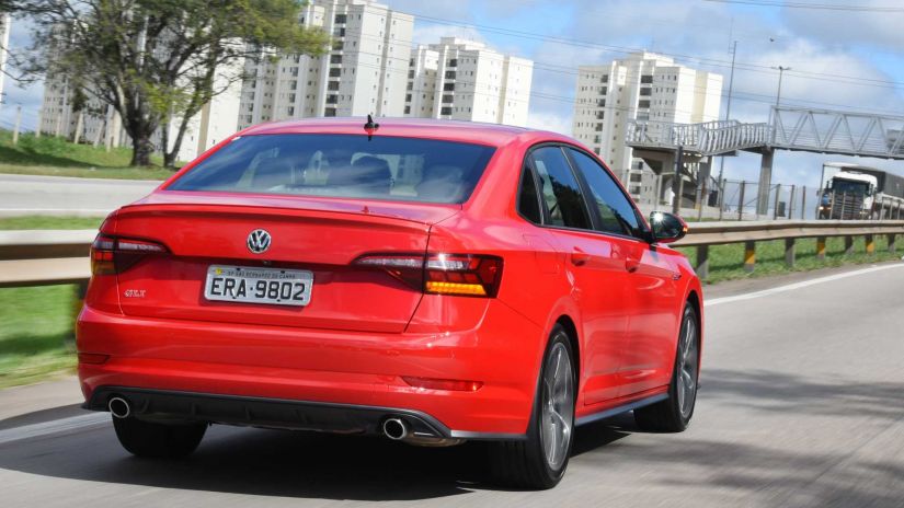 Volkswagen lança Jetta 2021 apenas na versão 2.0 turbo no Brasil