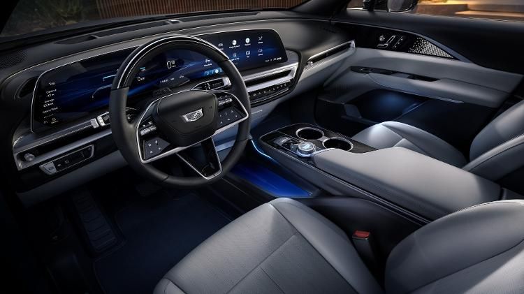 Cadillac apresenta SUV Lyriq 2023, modelo elétrico e futurista