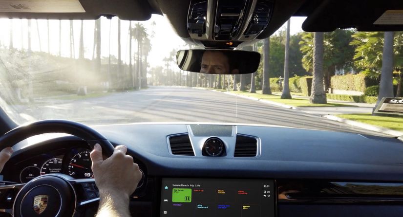 Porsche terá sistema que personaliza música com base no jeito de dirigir