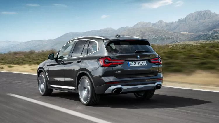 BMW X3 híbrido começa a ser vendido no Brasil