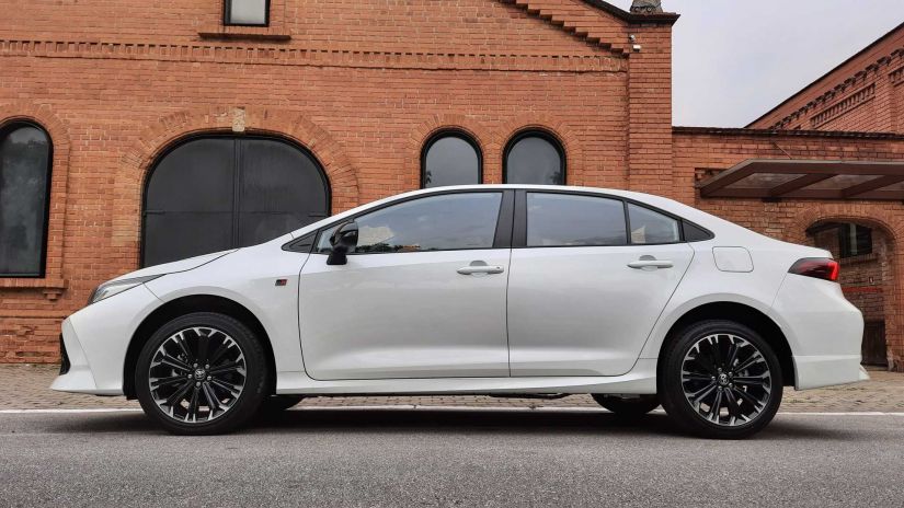 Toyota aumenta novamente preços de Corolla e Corolla Cross