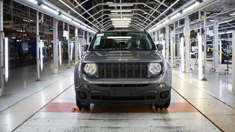 Jeep comemora 450 mil unidades do Renegade no Brasil