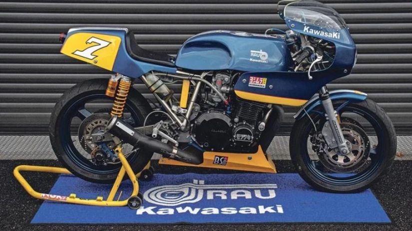 Moto da Triumph tem coleção de joias e preço de R$ 325 mil