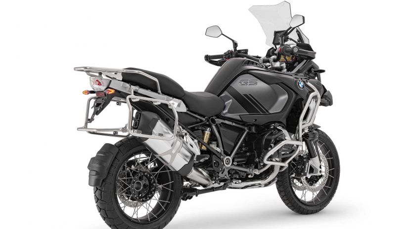 BMW lança nova versão R 1250 GS Triple Black