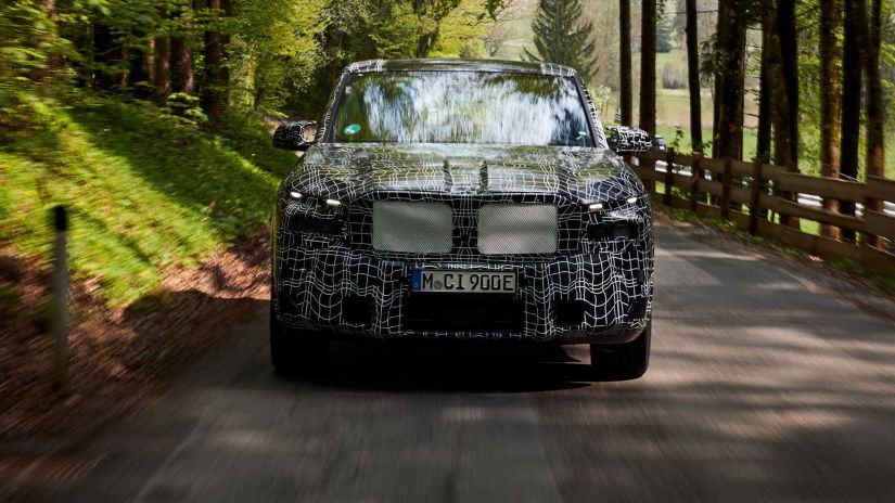 BMW deve apresentar maior SUV da marca ainda neste ano
