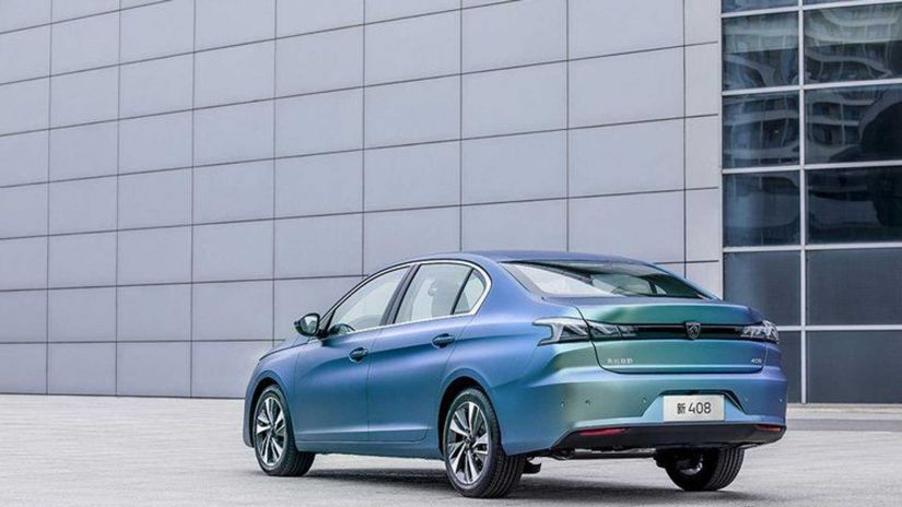 Peugeot apresenta novo modelo 408 na versão sedã