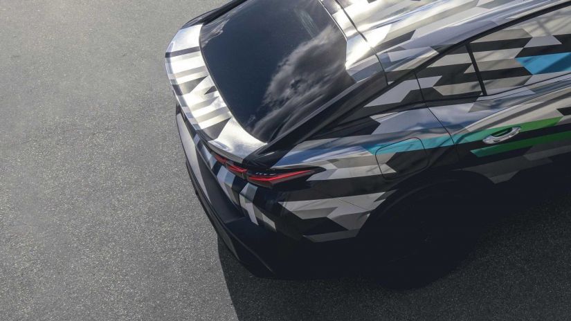 Peugeot divulga teaser com novo design do 408