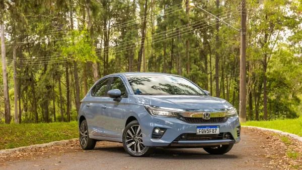 Confira os carros flex automáticos mais econômicos do Brasil