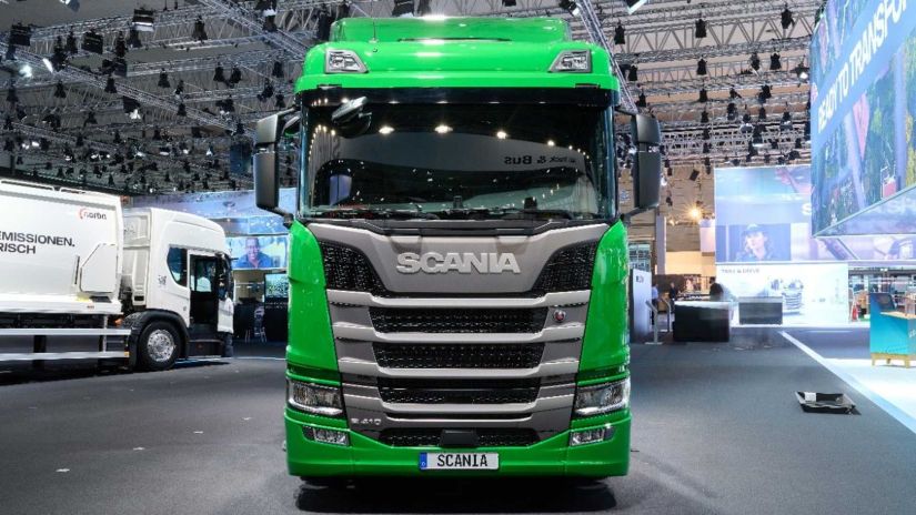 Scania apresenta novos modelos de caminhões movidos a gás
