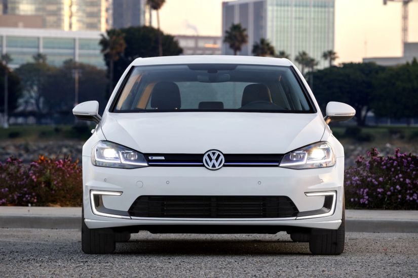Volkswagen bate o martelo e confirma: próximos Golf e Tiguan serão elétricos