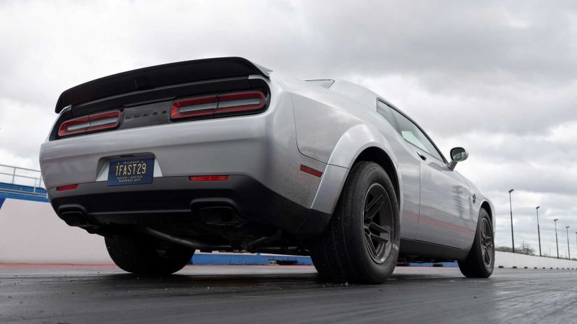 Dodge revela série especial Challenger SRT Demon 170 com 1.040 cv