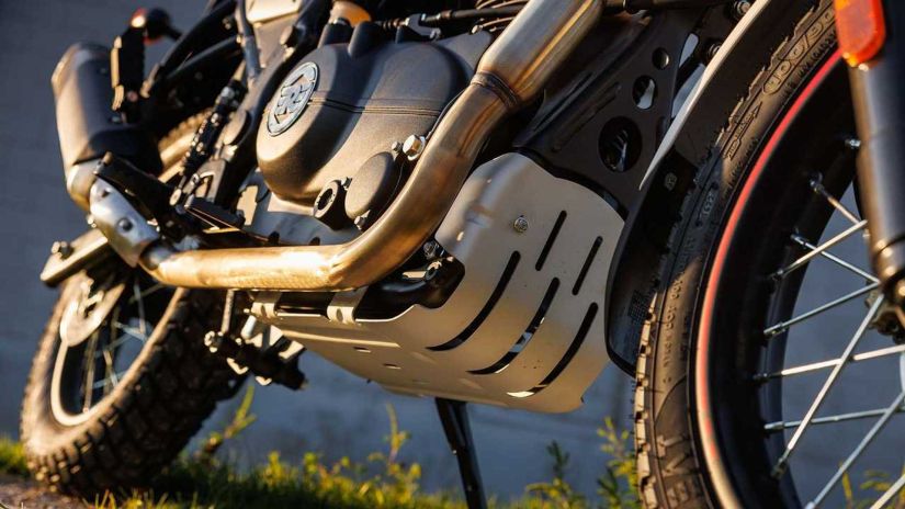 Royal Enfield Scram chega na sua linha 2023 no Brasil por R$ 22.490