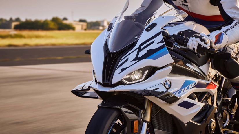 Nova moto BMW S 1000 RR 2023 nacional chega nas lojas por R$ 125.900