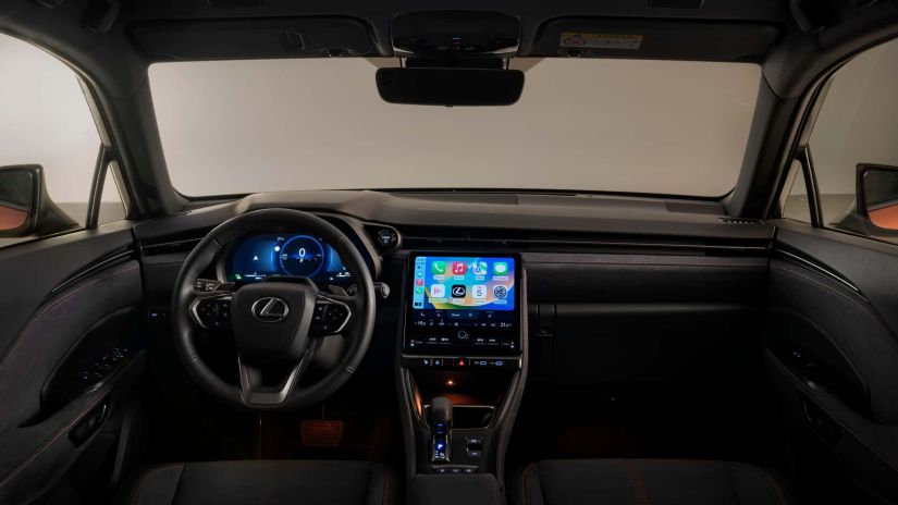 Lexus lança novo SUV de entrada LBX com configuração híbrida