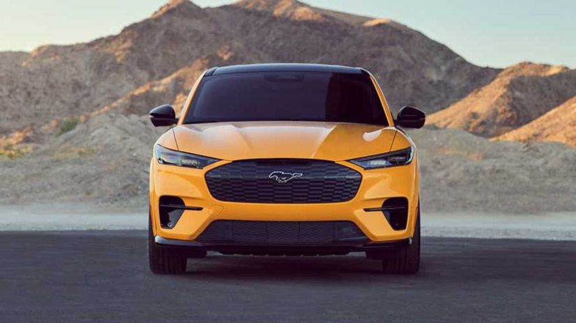 Ford confirma lançamento do Mustang Mach-E para outubro no Brasil