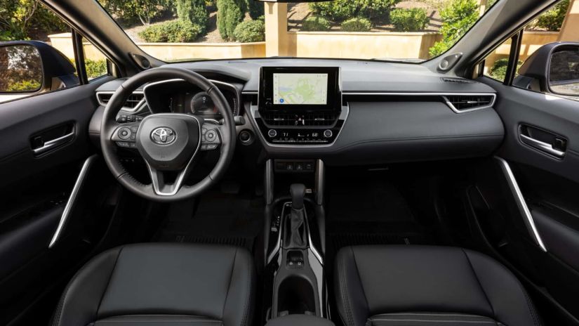 Toyota lança série Nightshade para o Corolla Cross 2024