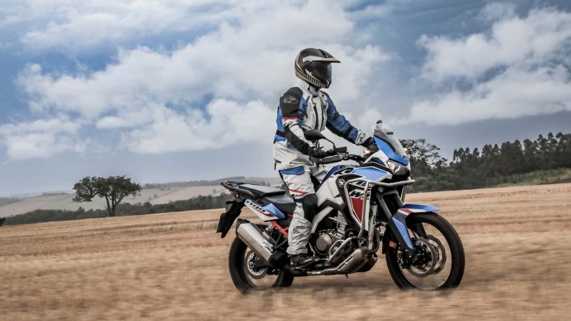 Honda Africa Twin 2024 é lançada no Brasil sem alterações